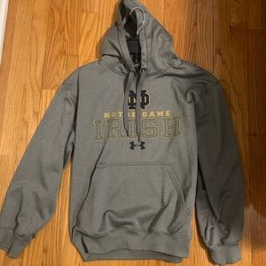 Under Armour Hoodie Size: Medium